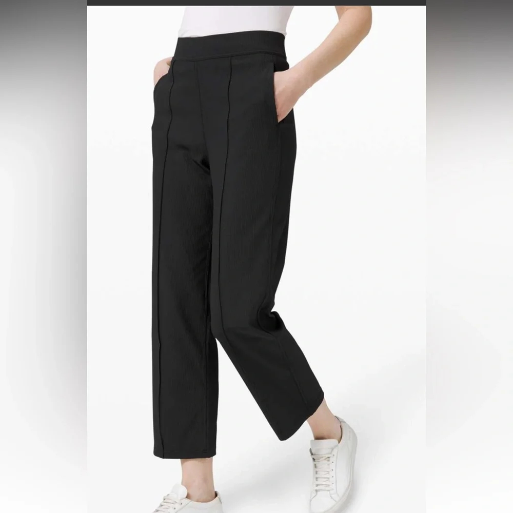 7. Lululemon $118 Urban Strides Super High-Rise Pant 25"Black 4 - Picture 2 of 6